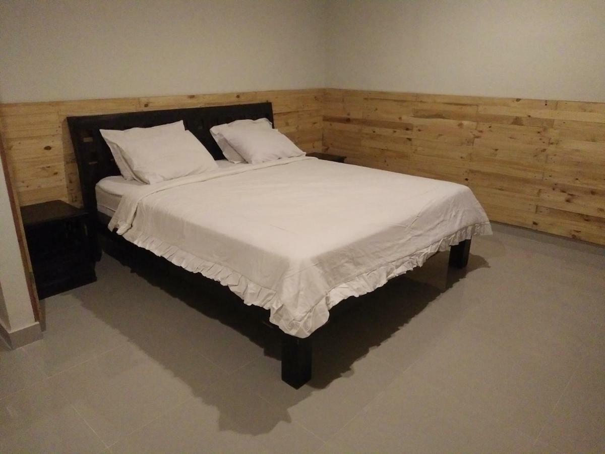 Made House Homestay And Dormitory Sanur Exterior foto